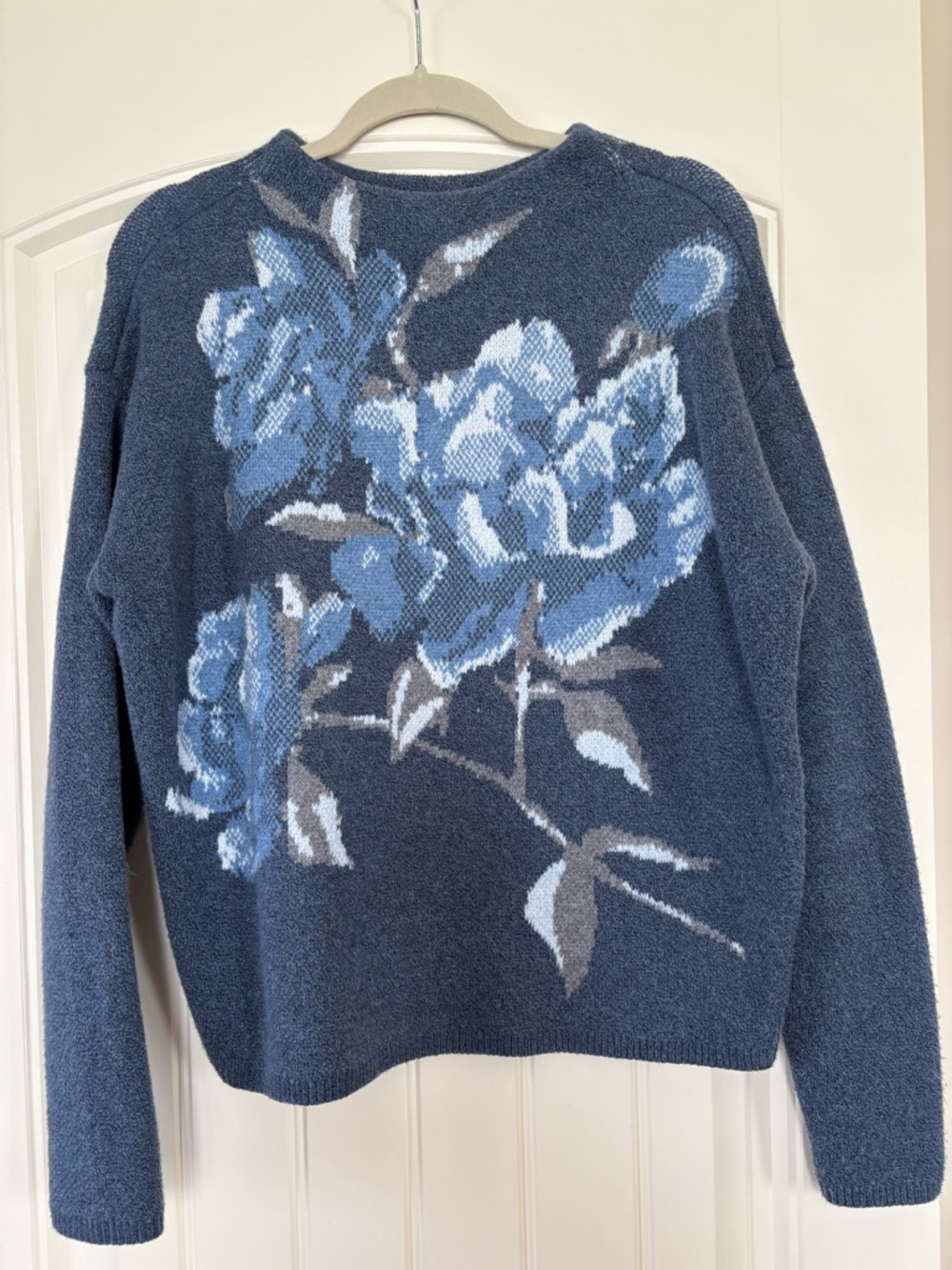 White House Black Market Blue Floral Crewneck Sweater